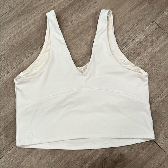 All In Motion Women's Flex Light Support V Neck Cropped Sports Bra Tank Top - Picture 3 of 7